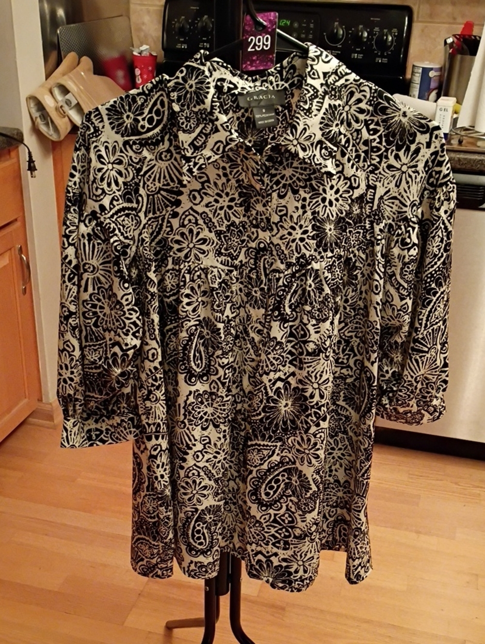 Gracia Black & Ivory Paisley Floral Peasant Blouse
